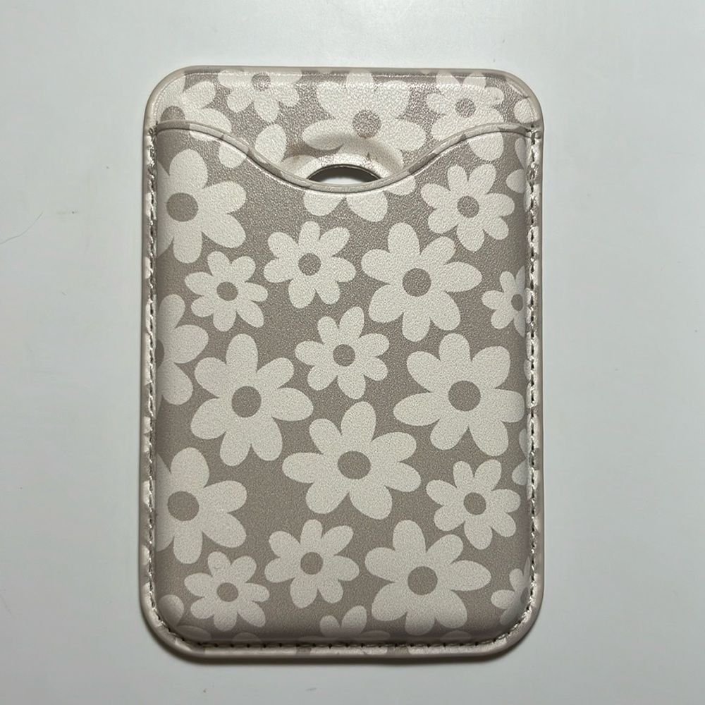 MagSafe wallet